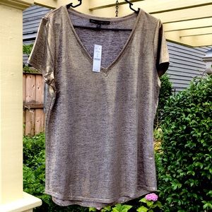 Summertime fun White House Black Market Gold Short